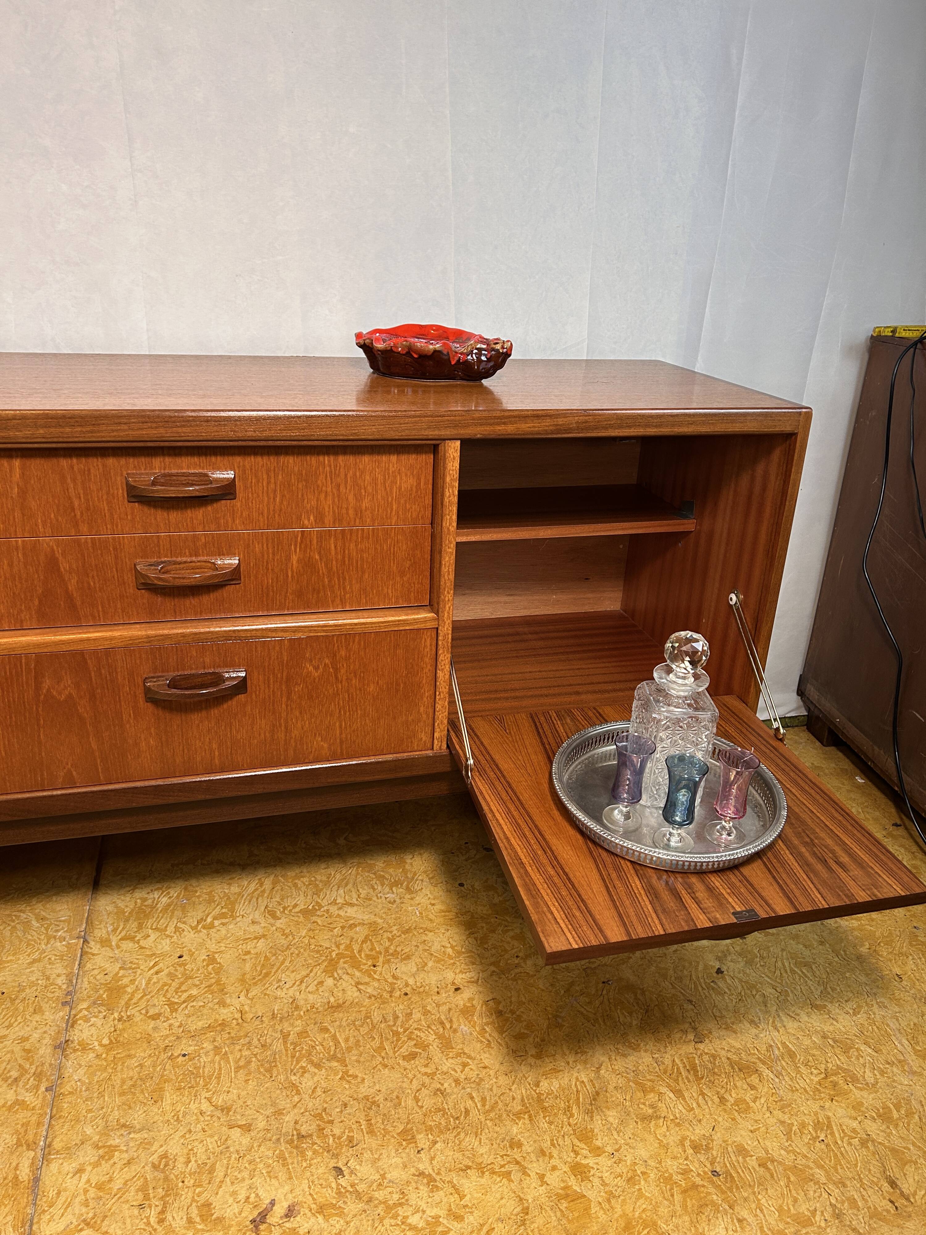 Buffet rétro vintage en teck et afromosia du milieu du siècle par G Plan Sierra Range