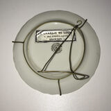 Fragonard plate with wall support