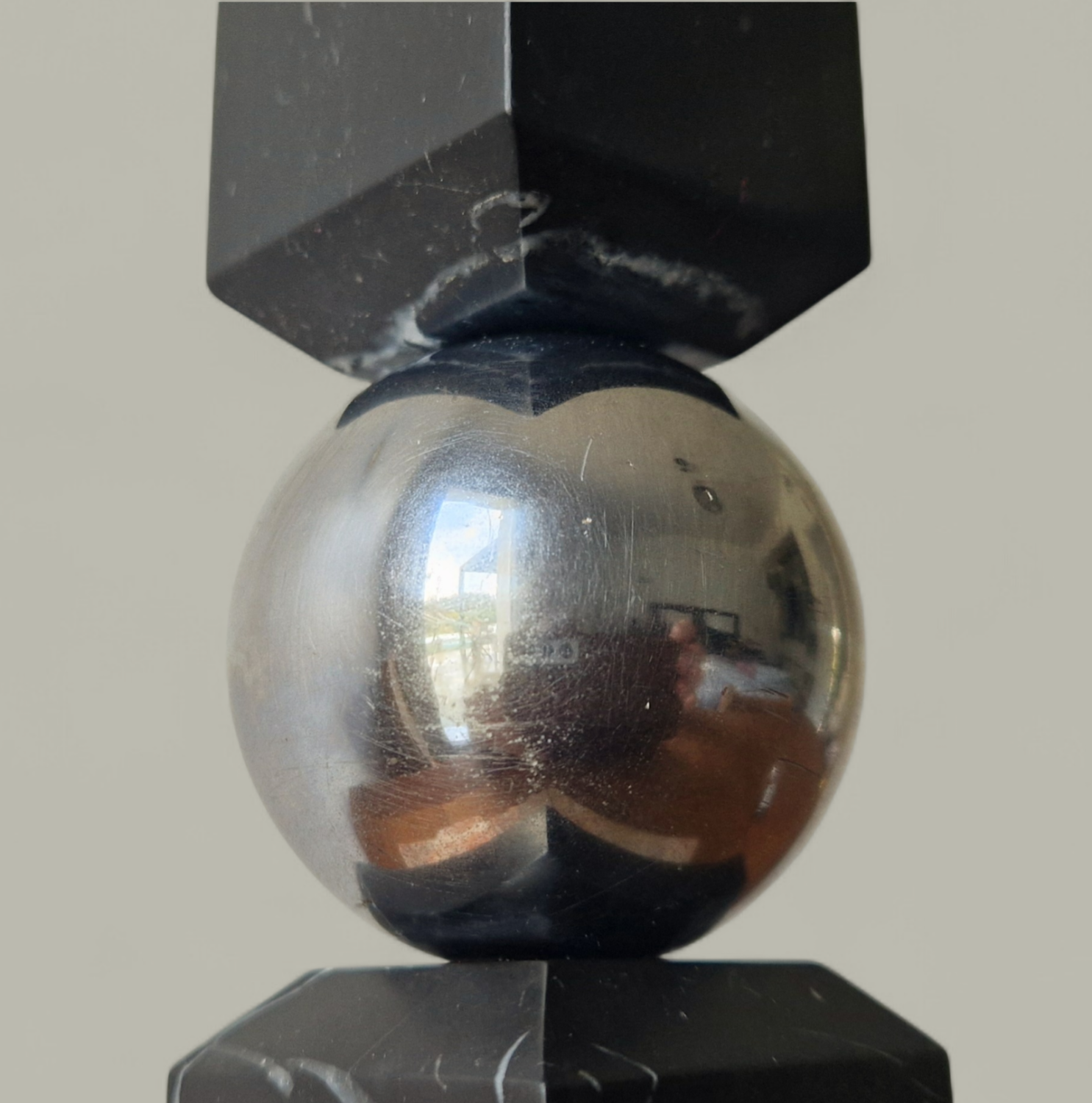 Sculptural lamp in marble and chrome - Modernist Art Deco style