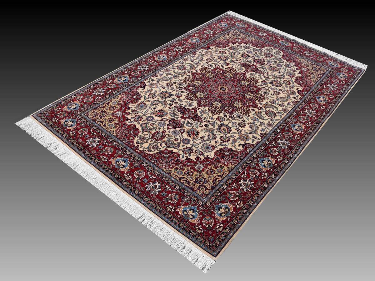 Ispahan Carpet - Sino-Persian Handmade - 3.05 x 2.00 Metres - "Galerie Sardje"