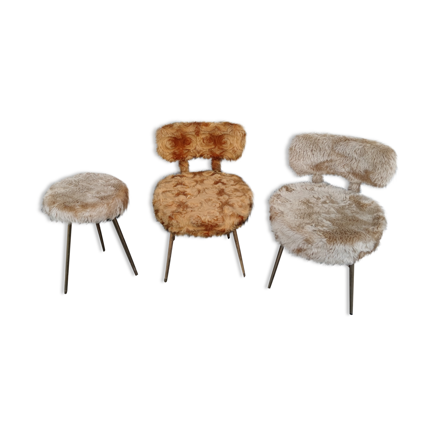 Chairs and pouf moumoute Pelfran