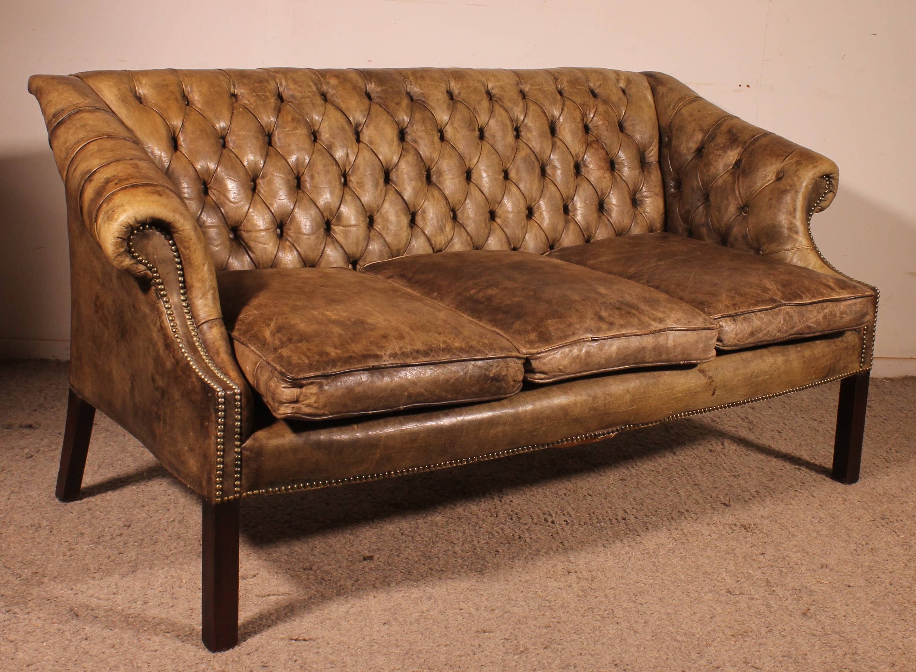 3-seater chesterfield in light olive green leather