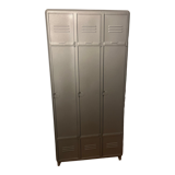Industrial metal cloakroom with rounded corners