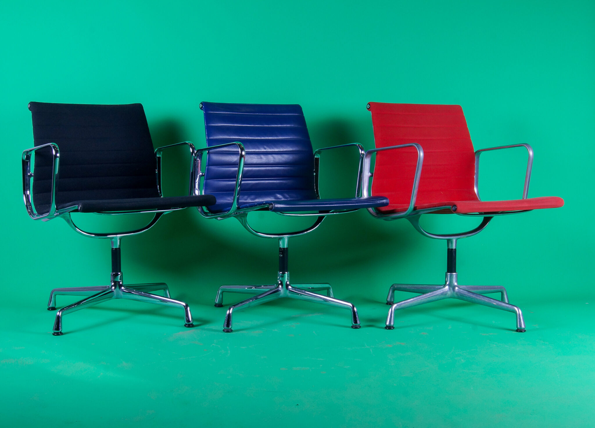 Set of 8 chairs model EA108 & EA107 by Charles and Ray Eales Vitra edition