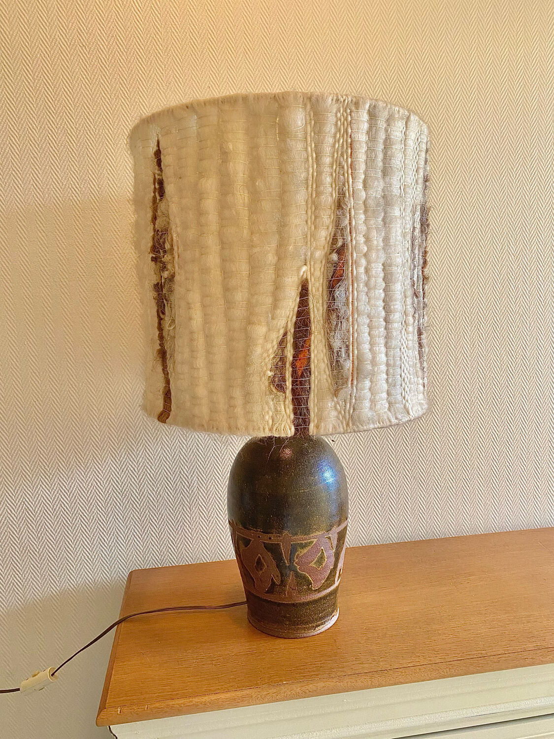 Large 60s lamp in stoneware and wool