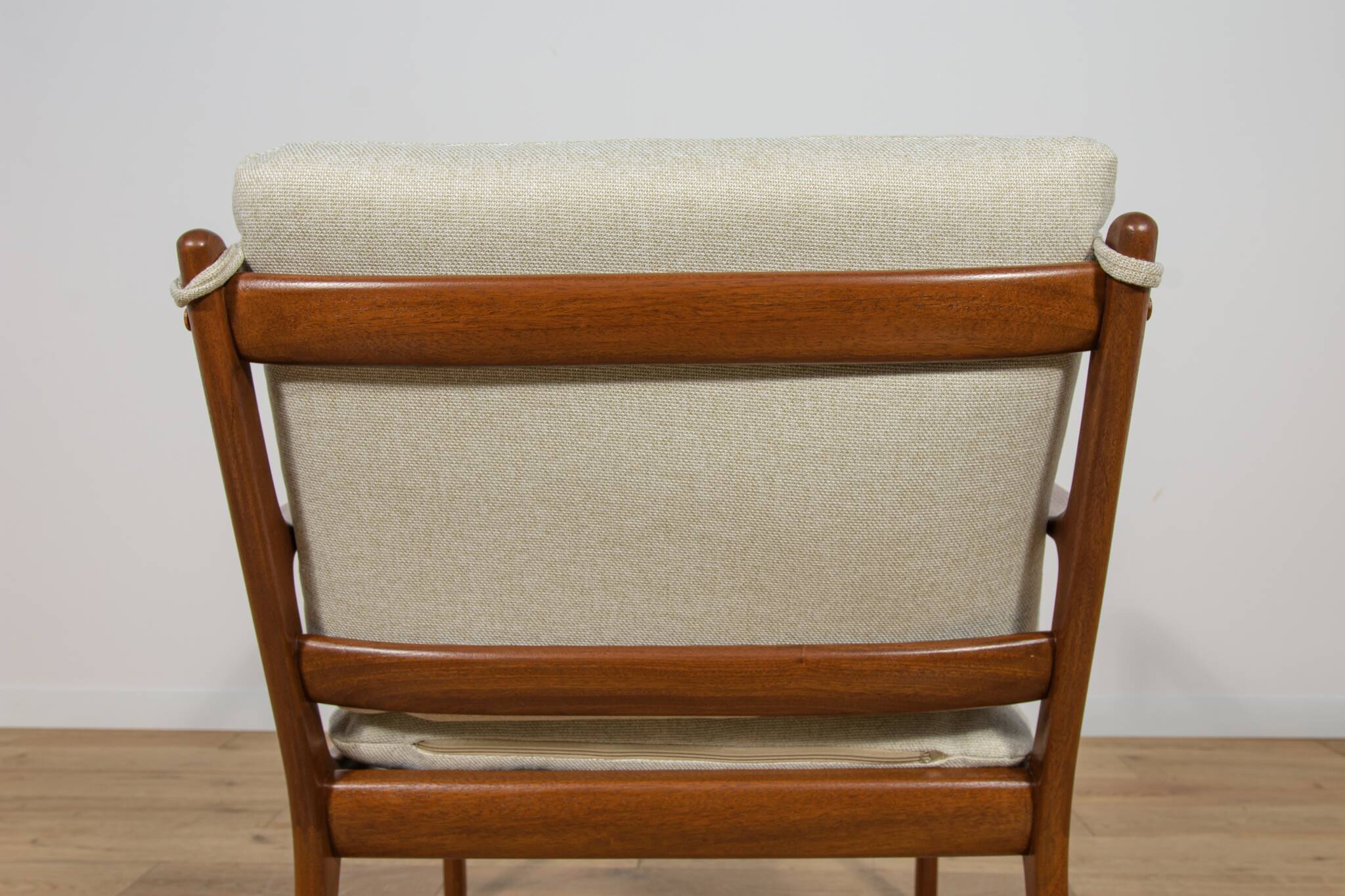 Pj112 armchairs by ole wanscher for poul jeppesens, denmark, 1960s, set of 2