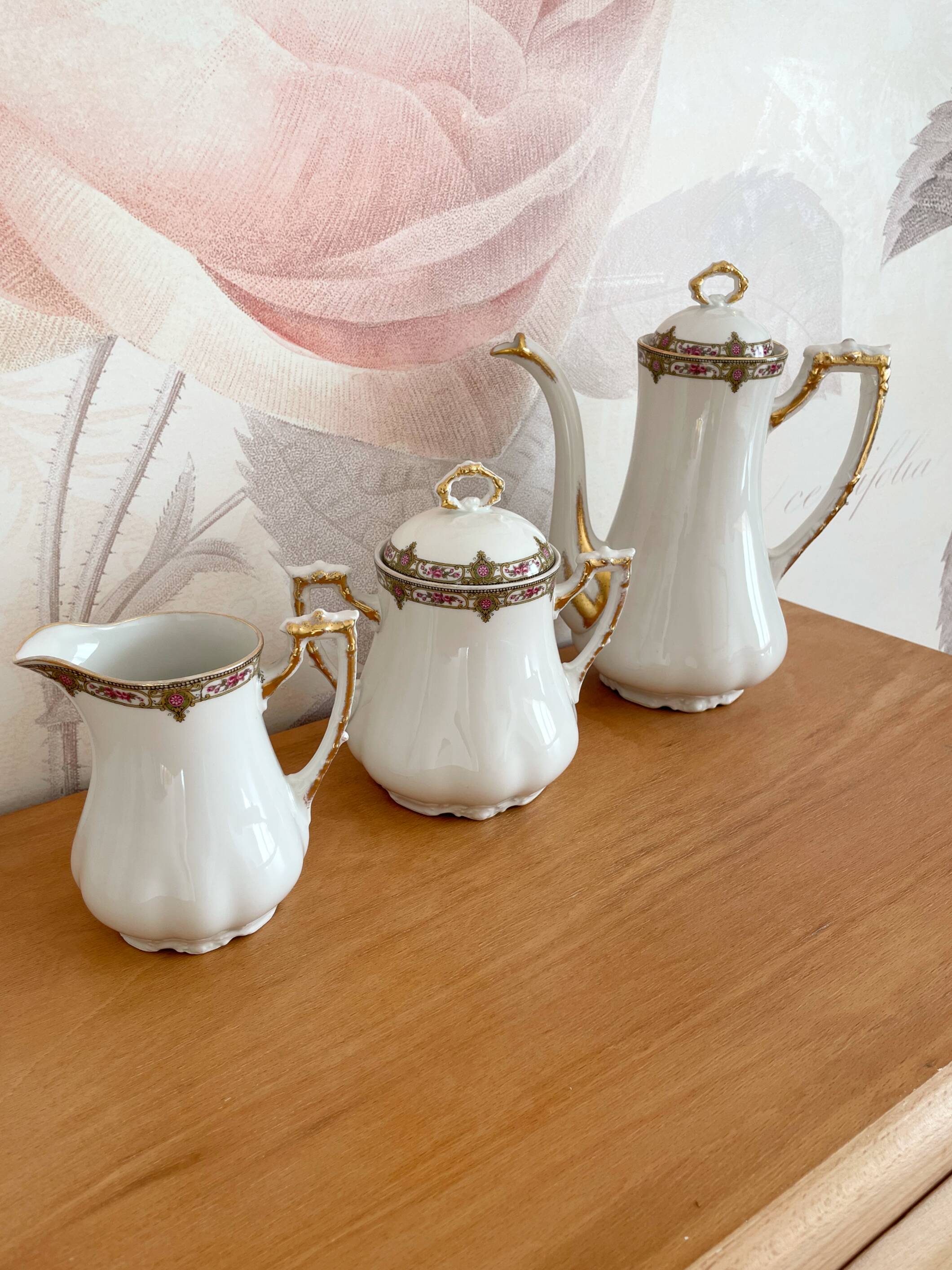 Coffee service in porcelain vignaud limoges - 1950