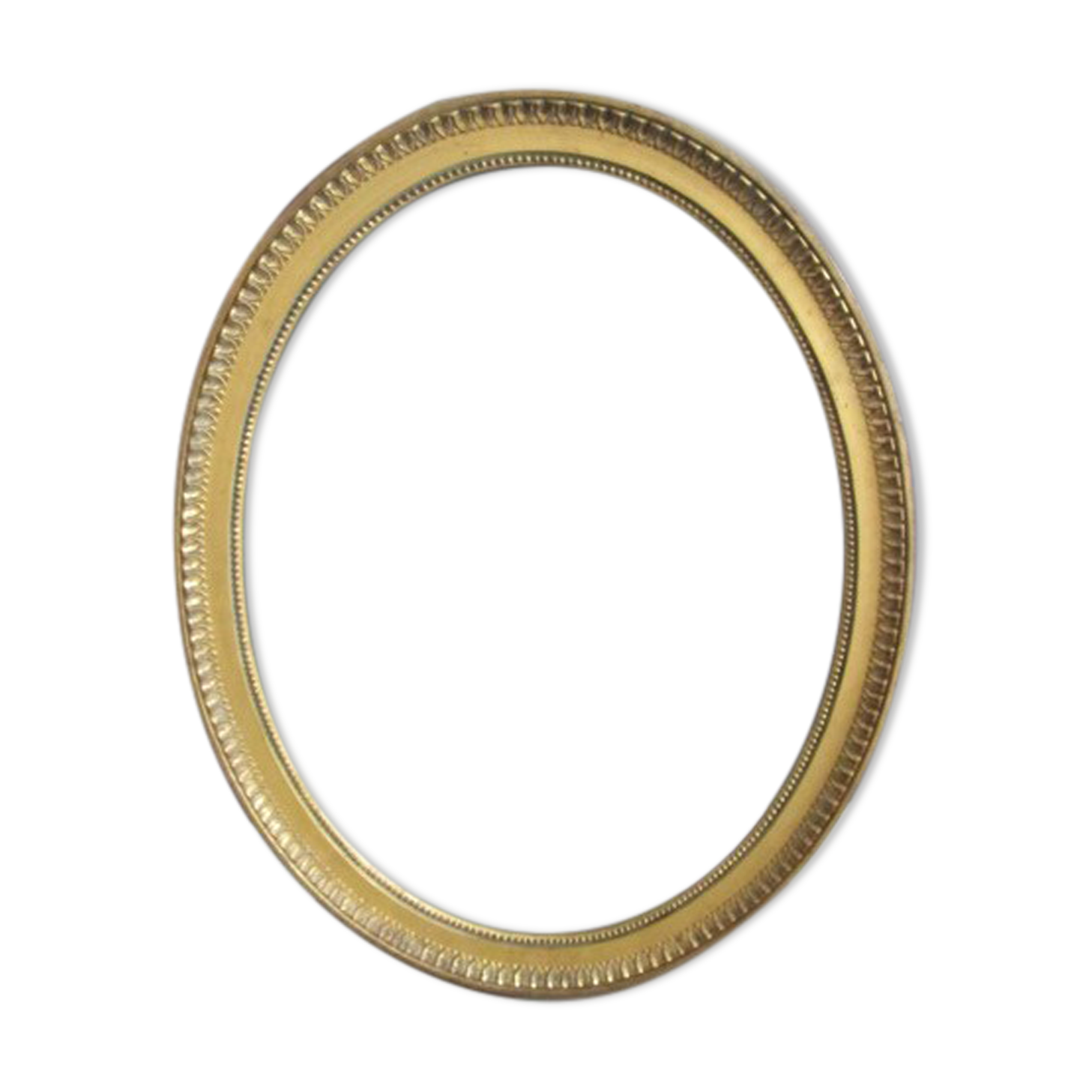 Old oval frame in gilded wood