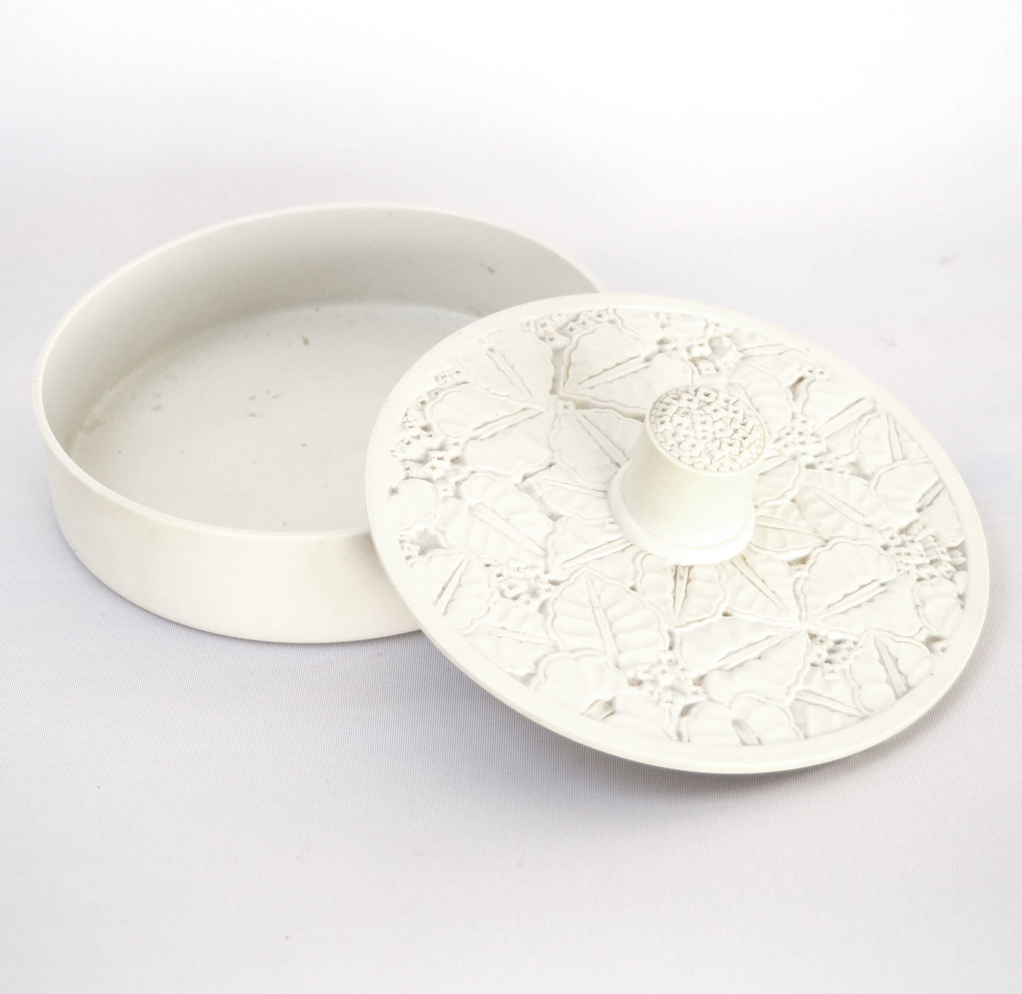 Art deco bakelite box