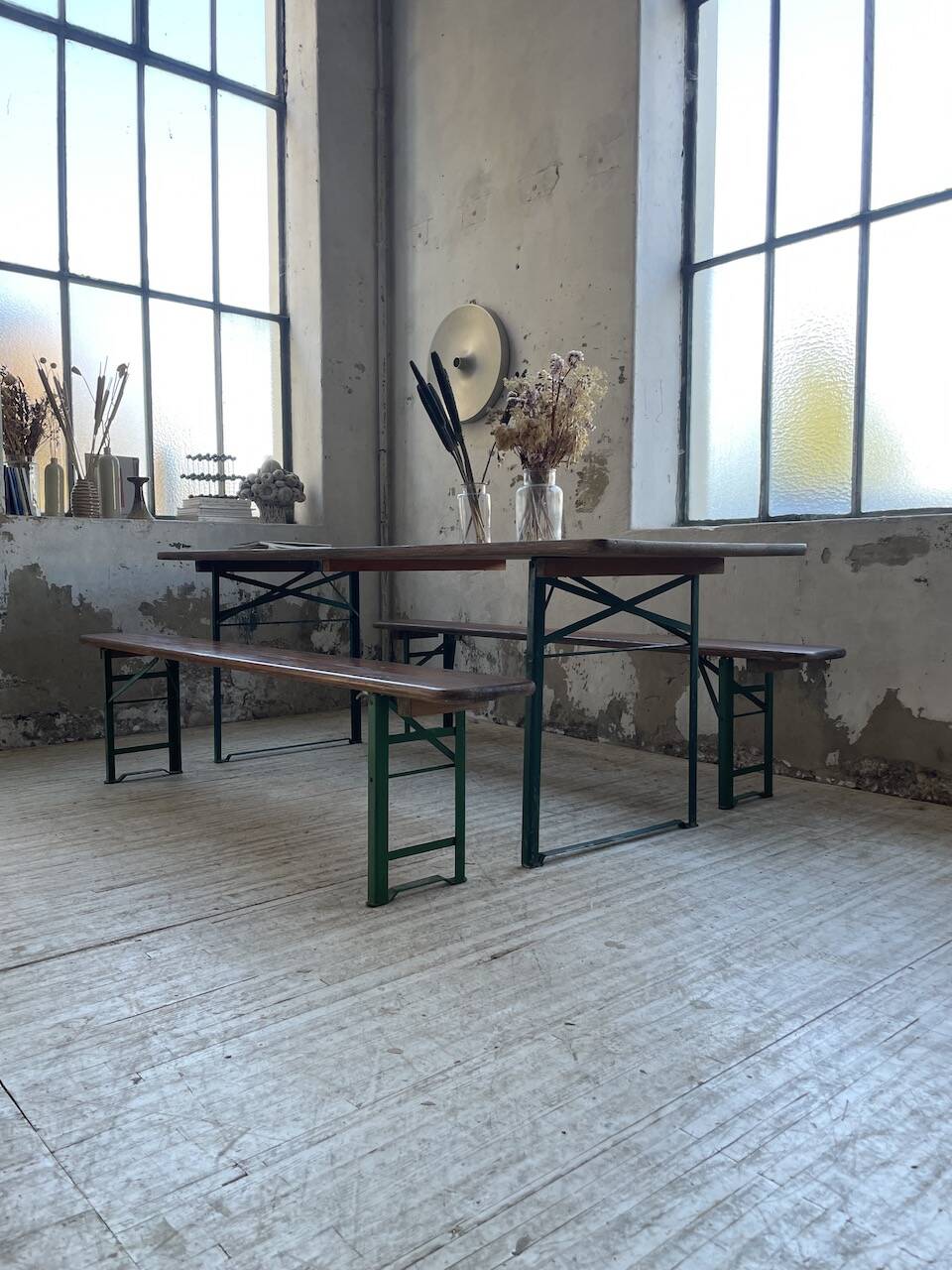 Guinguette table and its 2 benches