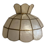Mother-of-pearl suspension