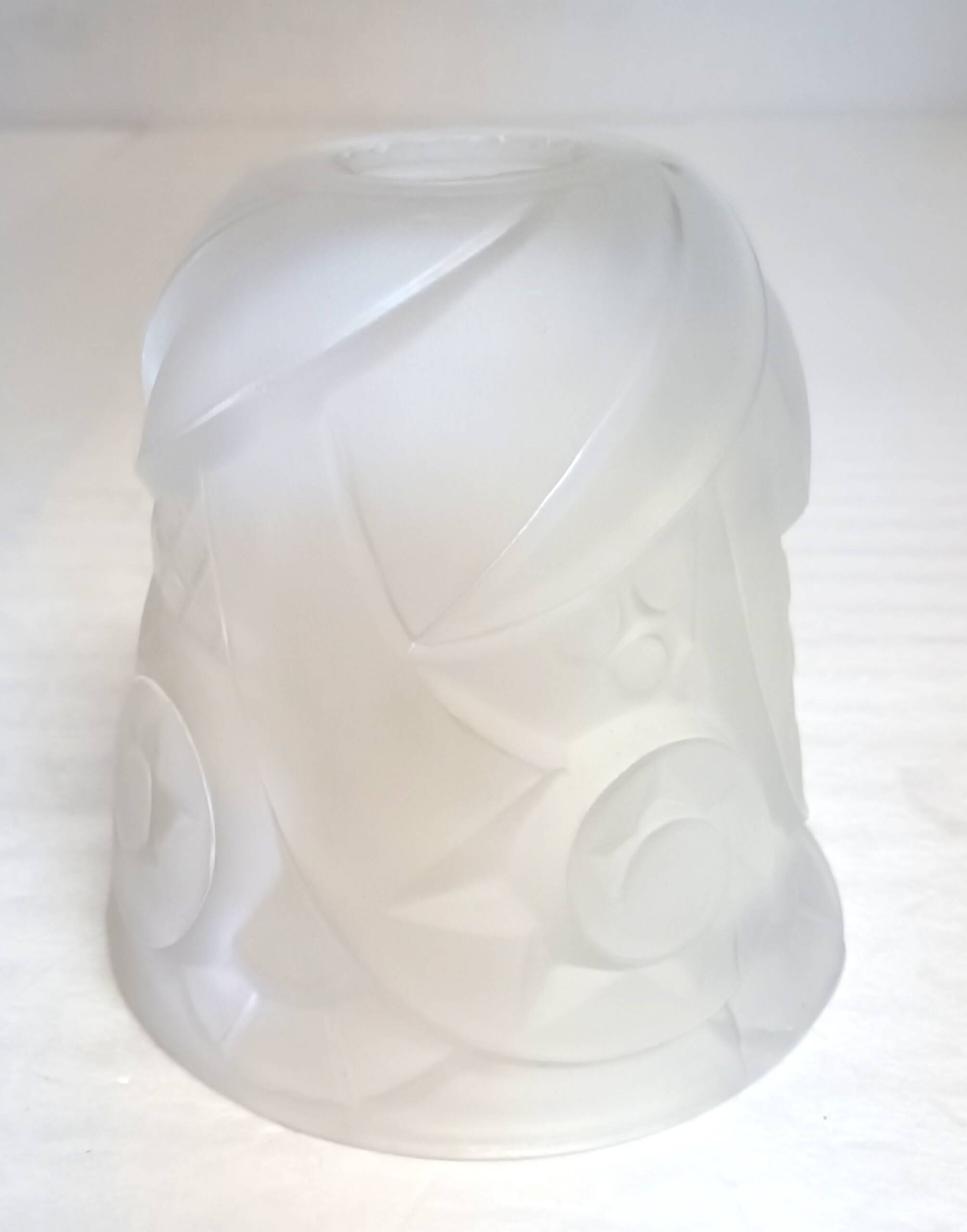 Art Deco pressed glass tulip L'ELF