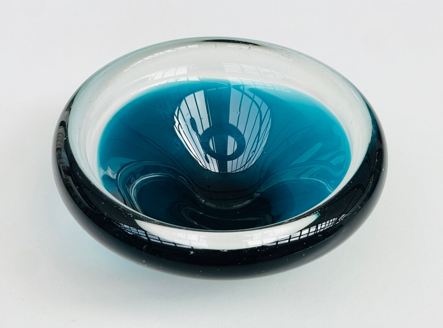 Scandinavian blue sommerso glass catchall – vintage design from the 1960s.