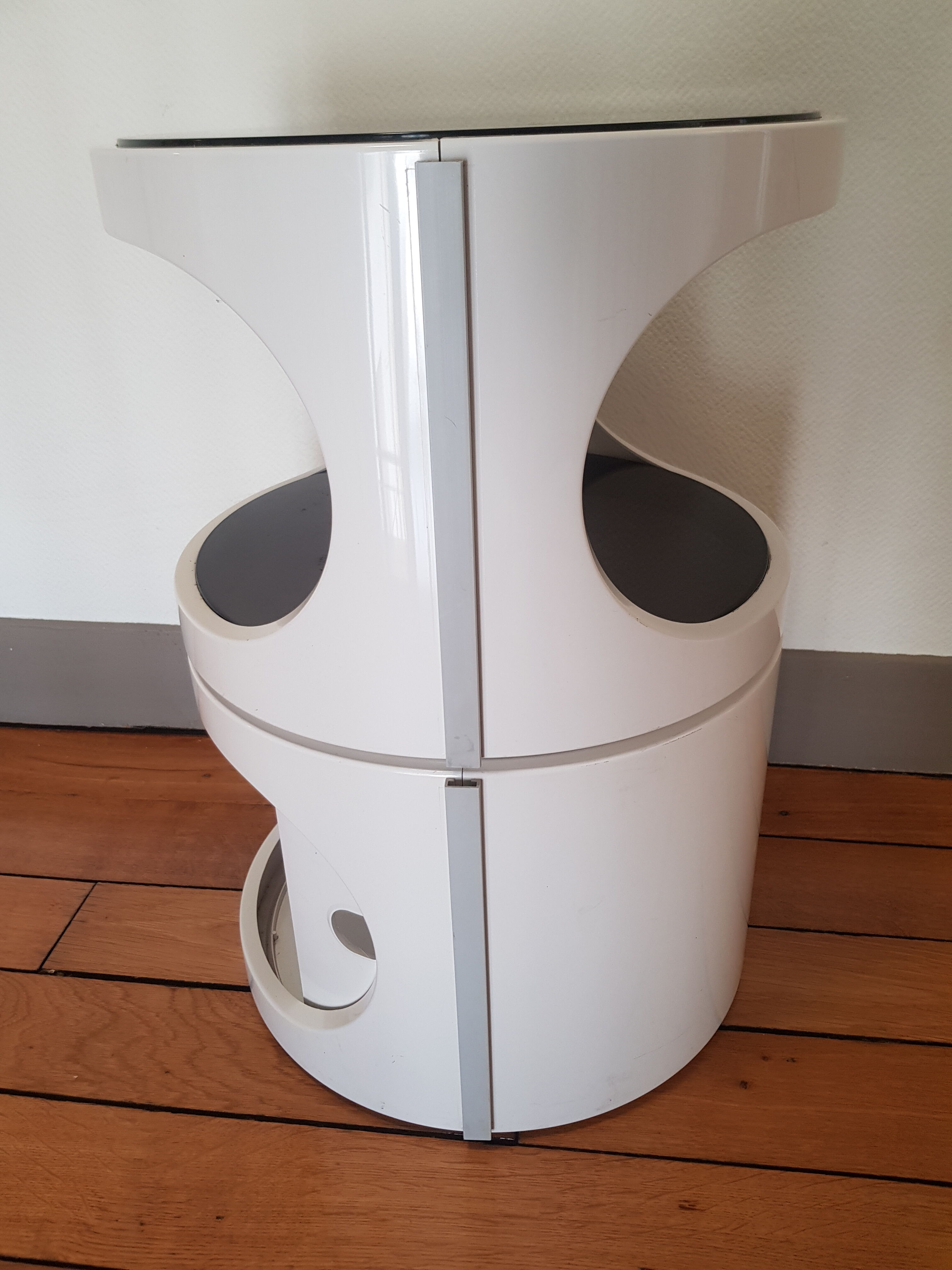 Bedside table by Flair
