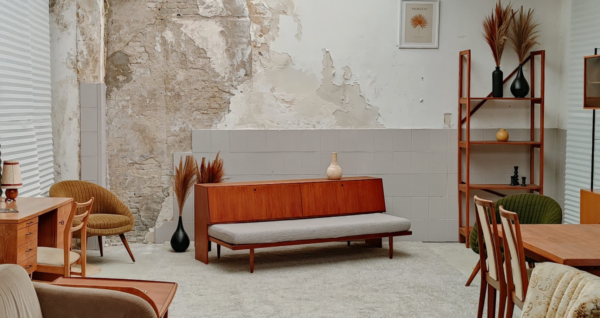 Mid Century daybed, sofa bed