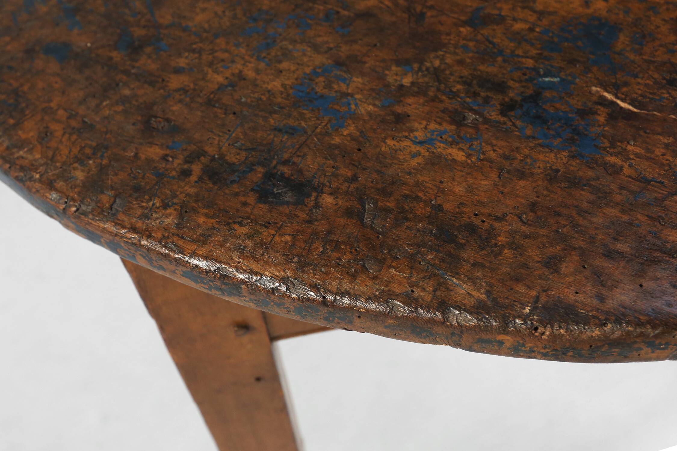 French round sidetable in oak with blue top and beautiful patina, ca. 1850
