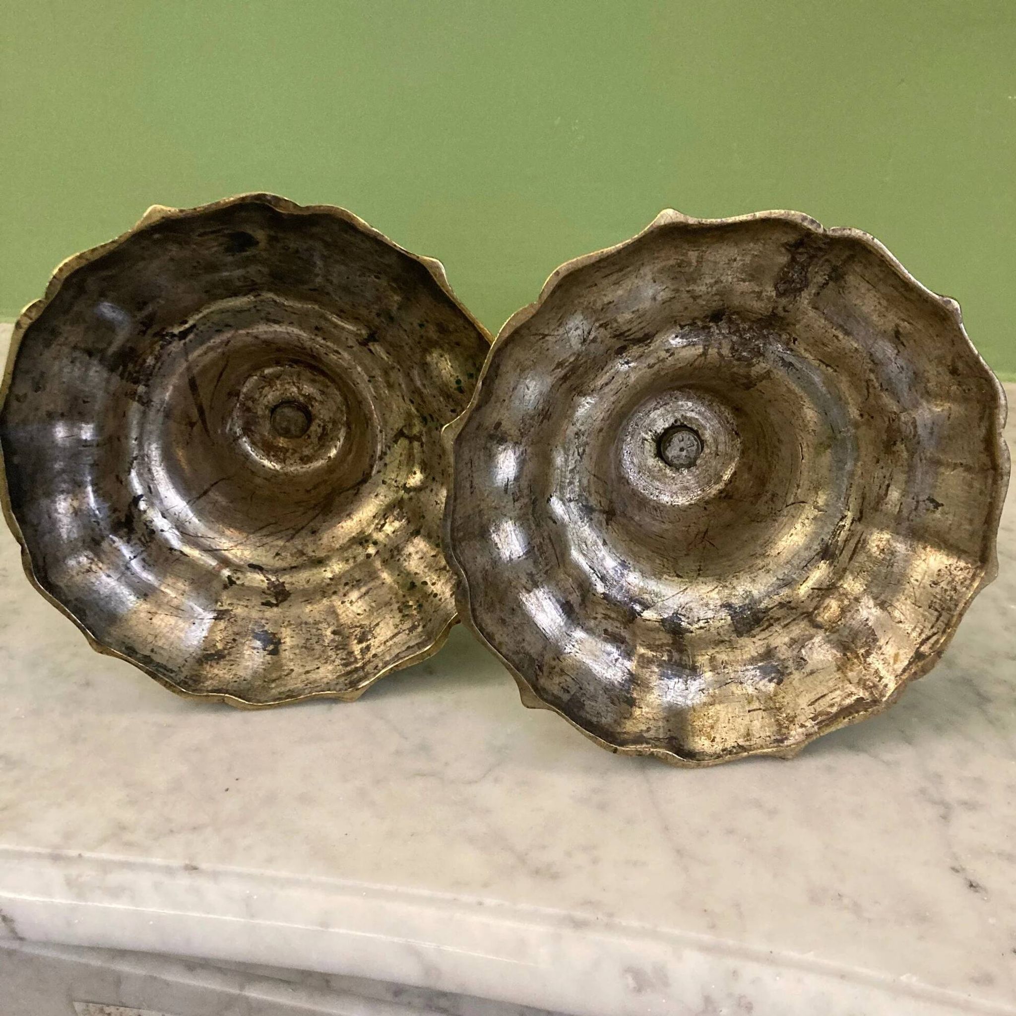 Pair of silver-plated bronze candlesticks from the 18th century. | Candle holders | Candelabrum