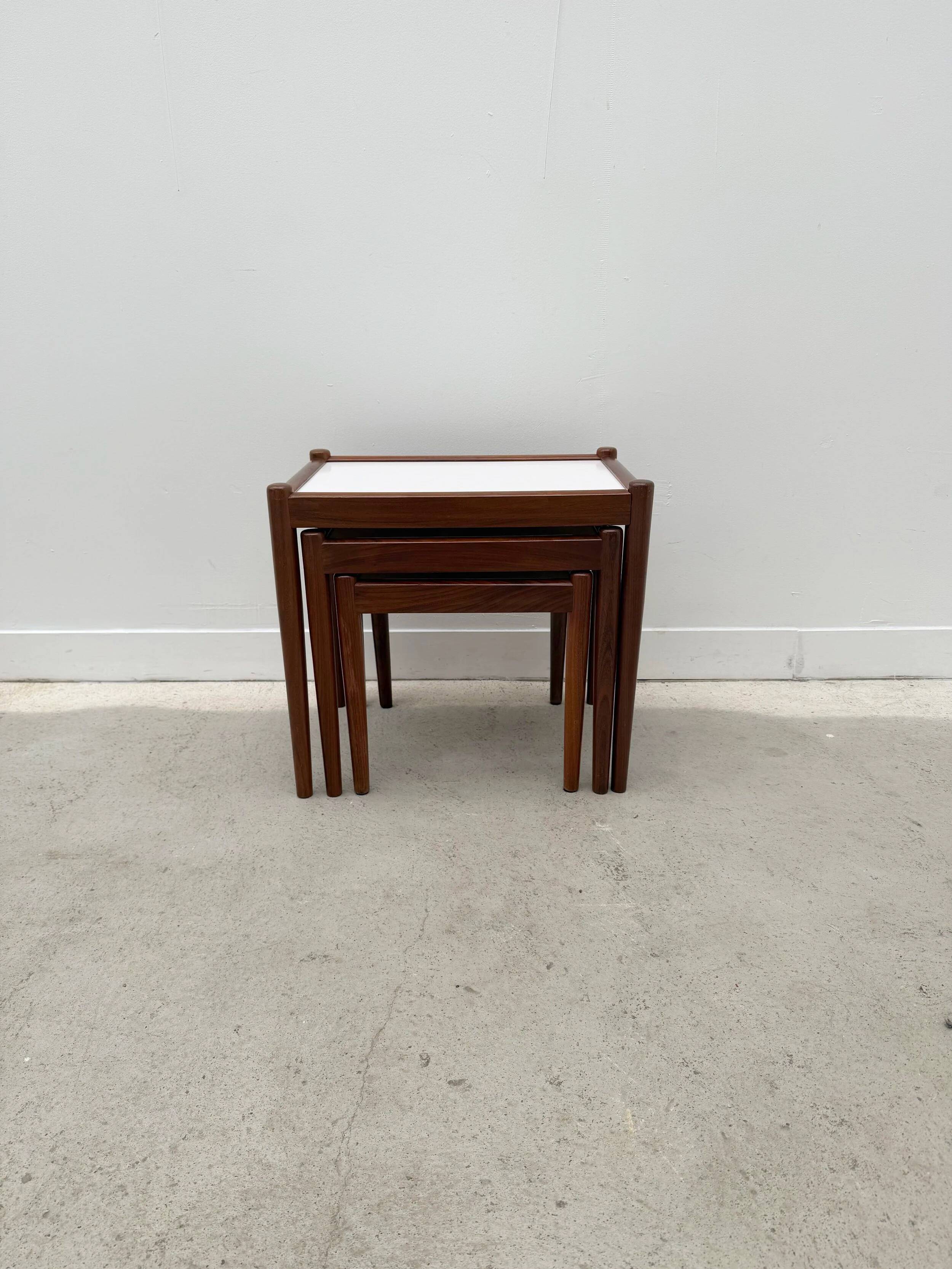 Scandinavian nesting tables in rosewood and formica, 1970.