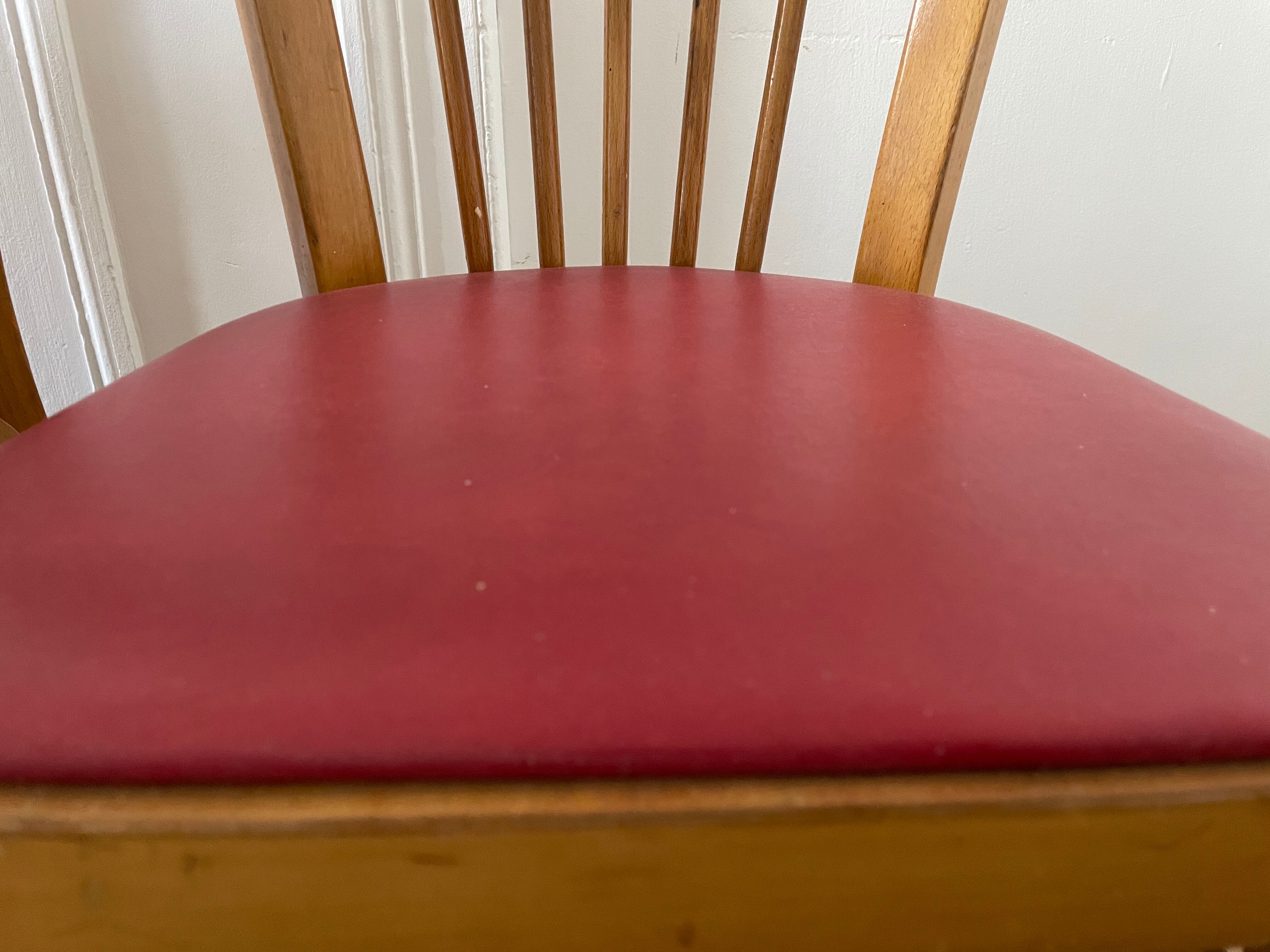 6 chaises de bistrot Baumann en bois et skaï