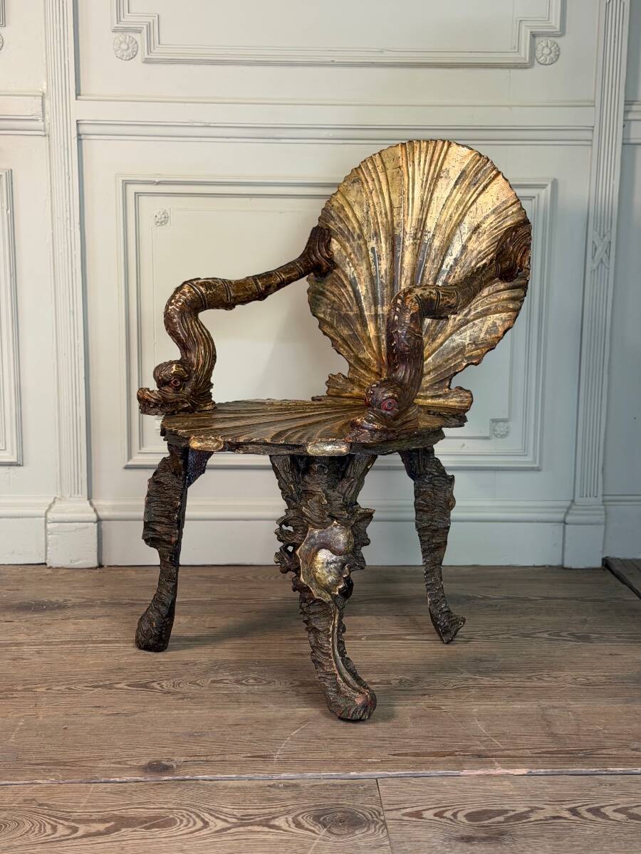 Venetian "Grotto" armchair in carved polychrome wood, silvered and gilded, circa 1890.