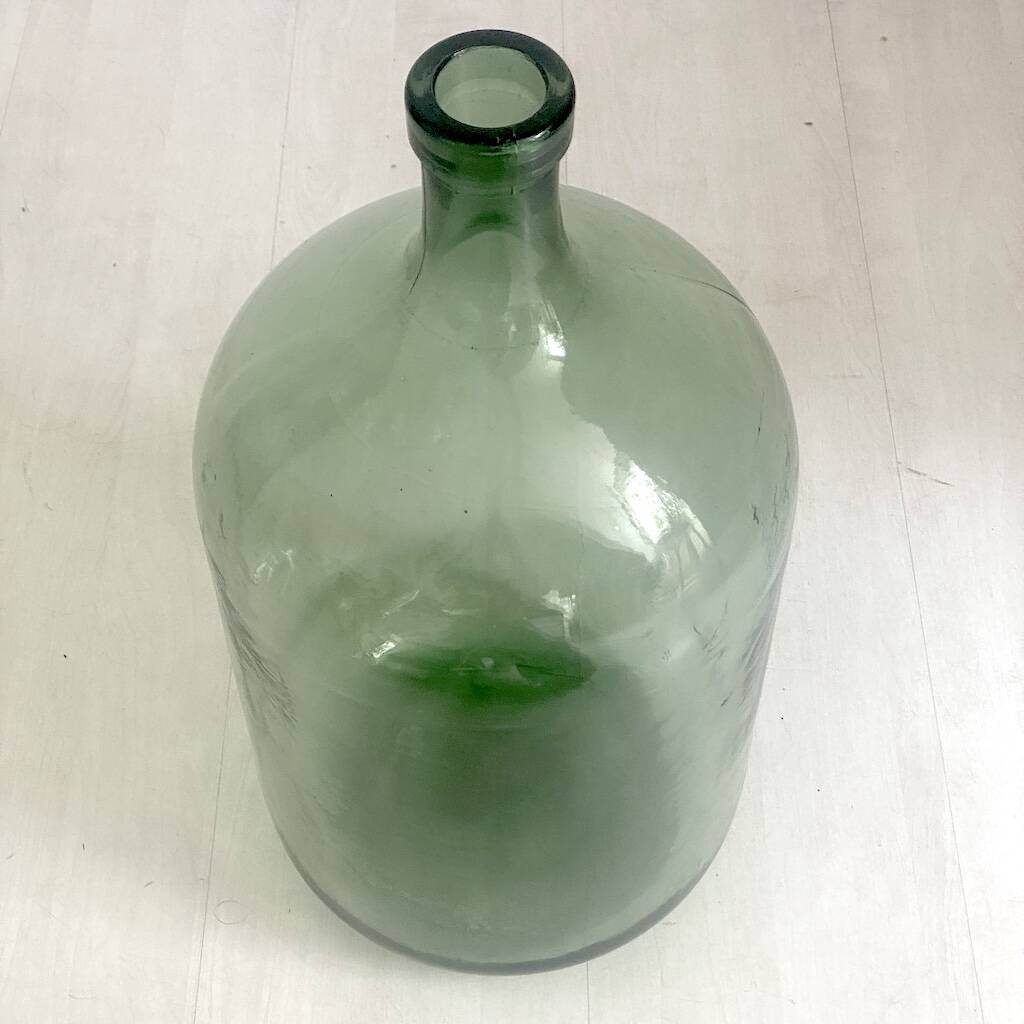 Give me a vintage green Jeanne 15 litres.