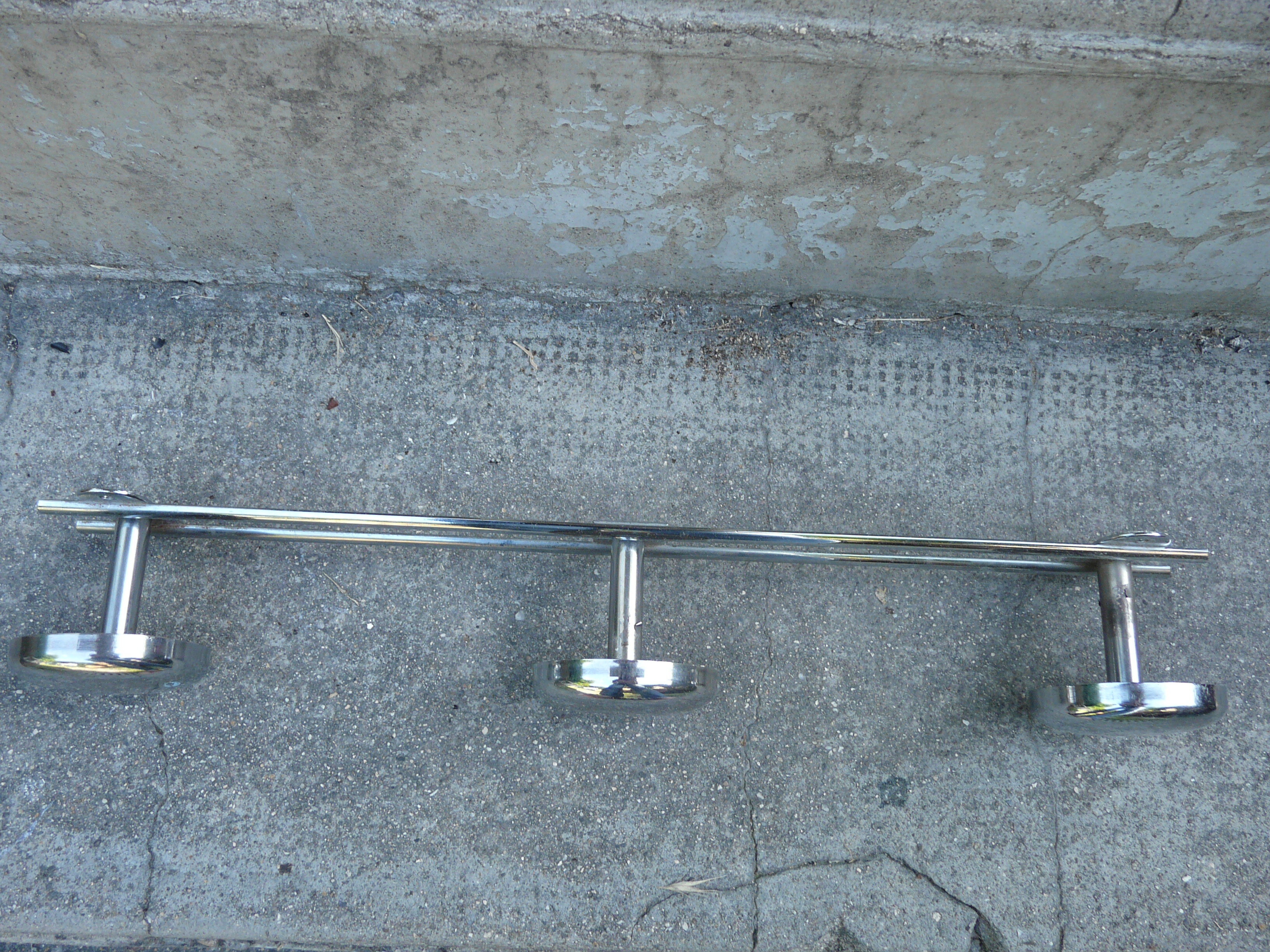 Coat rack in chromed steel 3 hooks 70s
