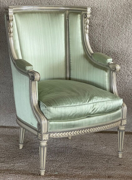 Fauteuil bergère de style Louis XVI