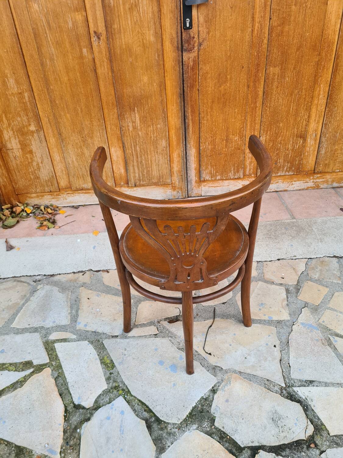 Wojciechow vintage bistro armchair