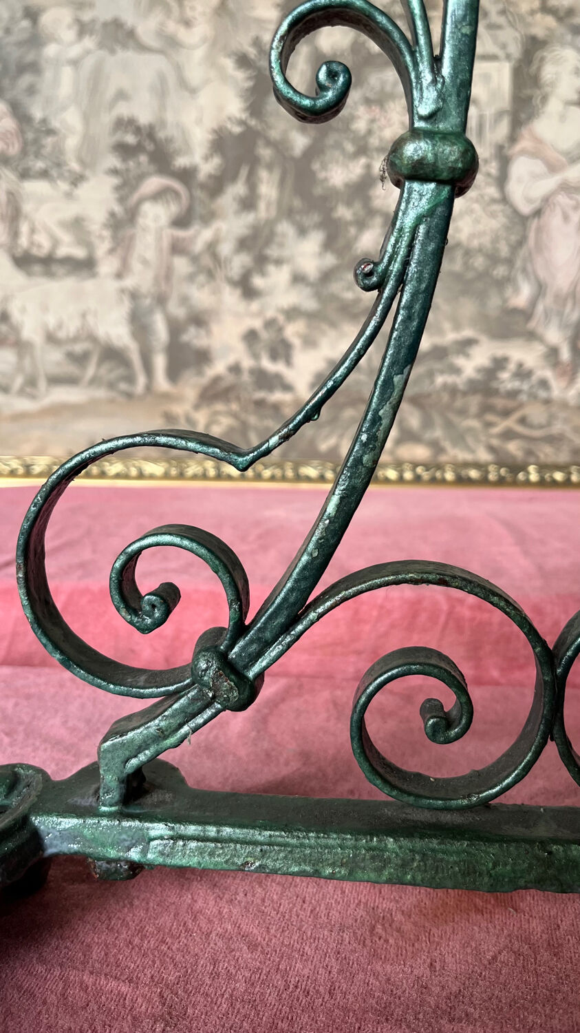 Umbrella stand in enameled cast iron and vintage iron