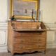 Commode secrétaire en chêne clair, XVIIIeme siècle