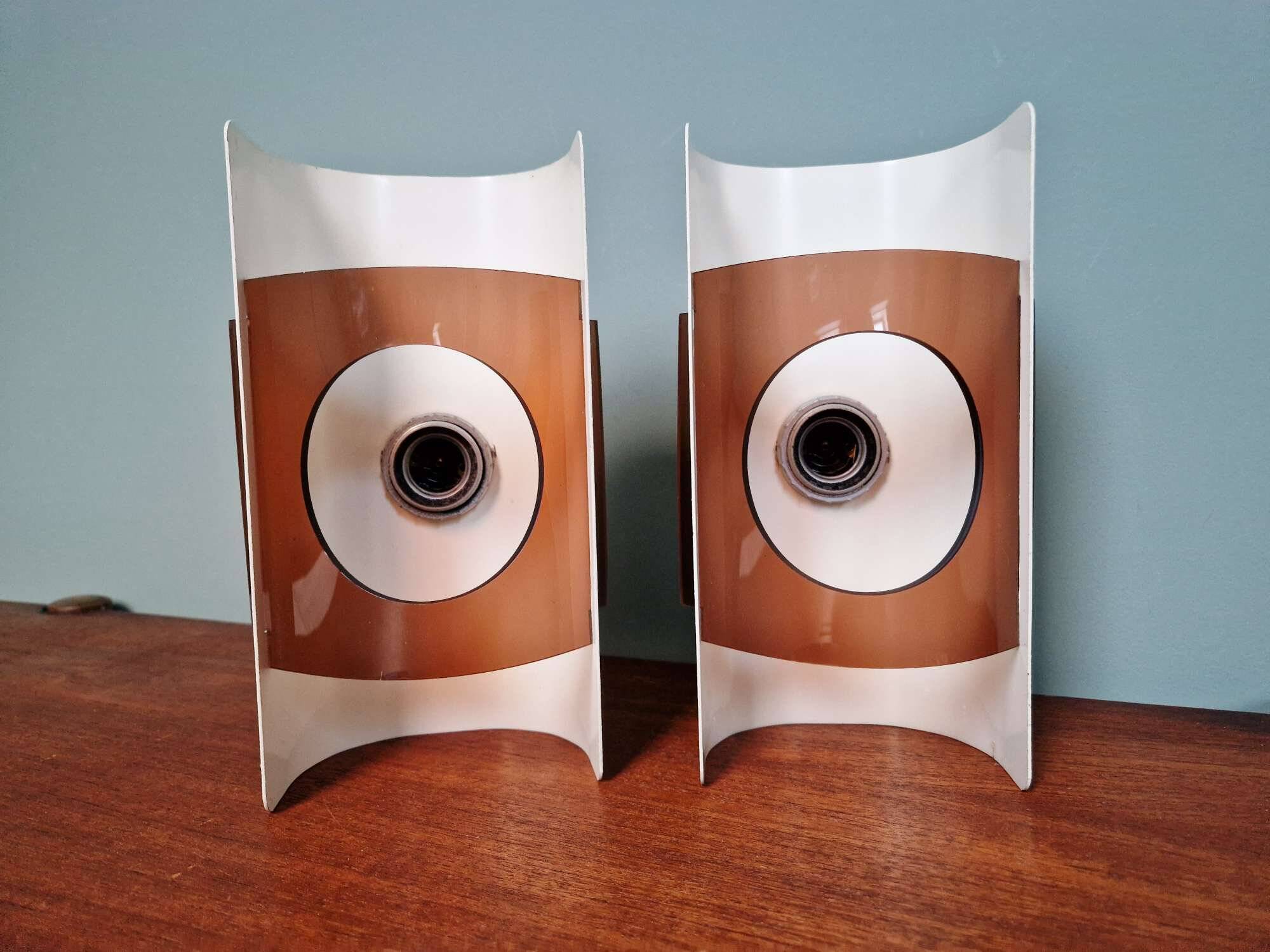 Pair of Space Age wall lights, white lacquered metal and smoked plexiglass
