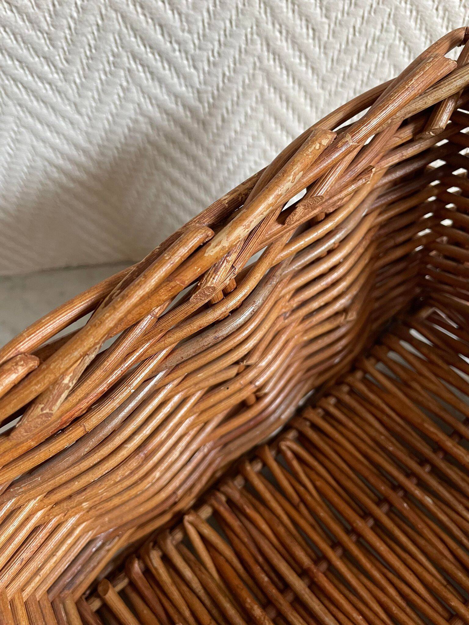 Square shape basket