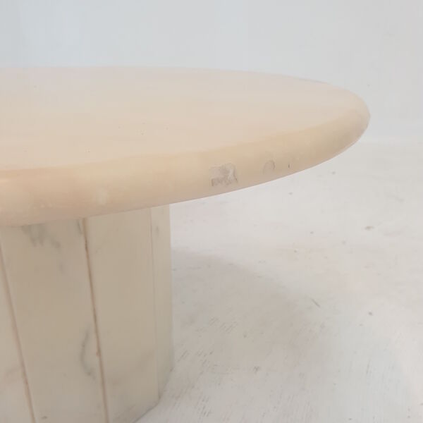 Ensemble de 3 tables d’appoint en marbre italien, années 1970
