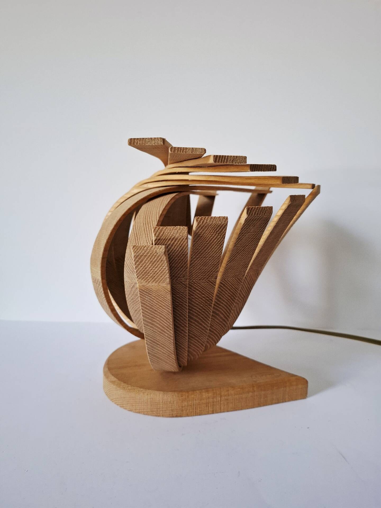 Ash lamp enaol