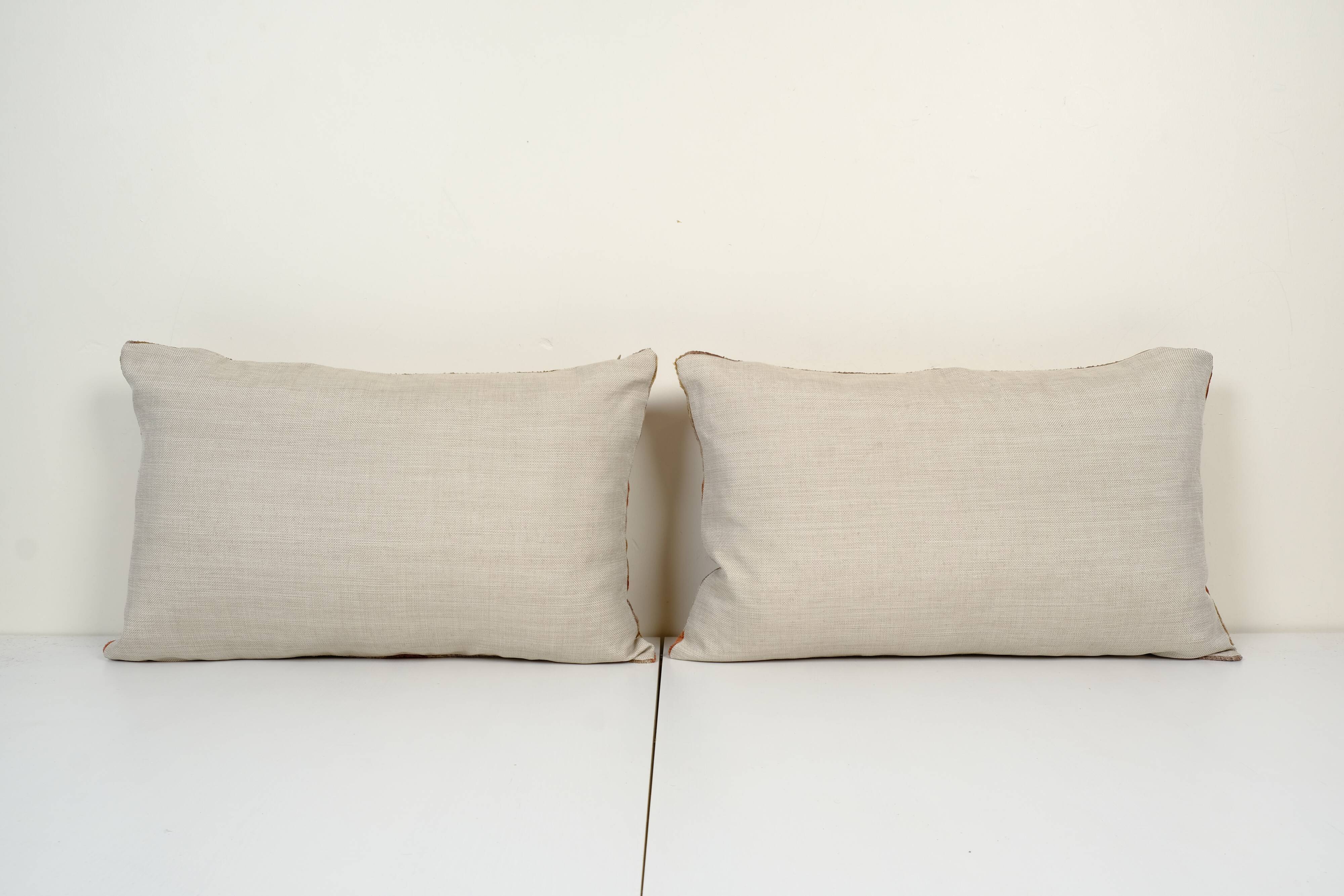 Pair of cushions