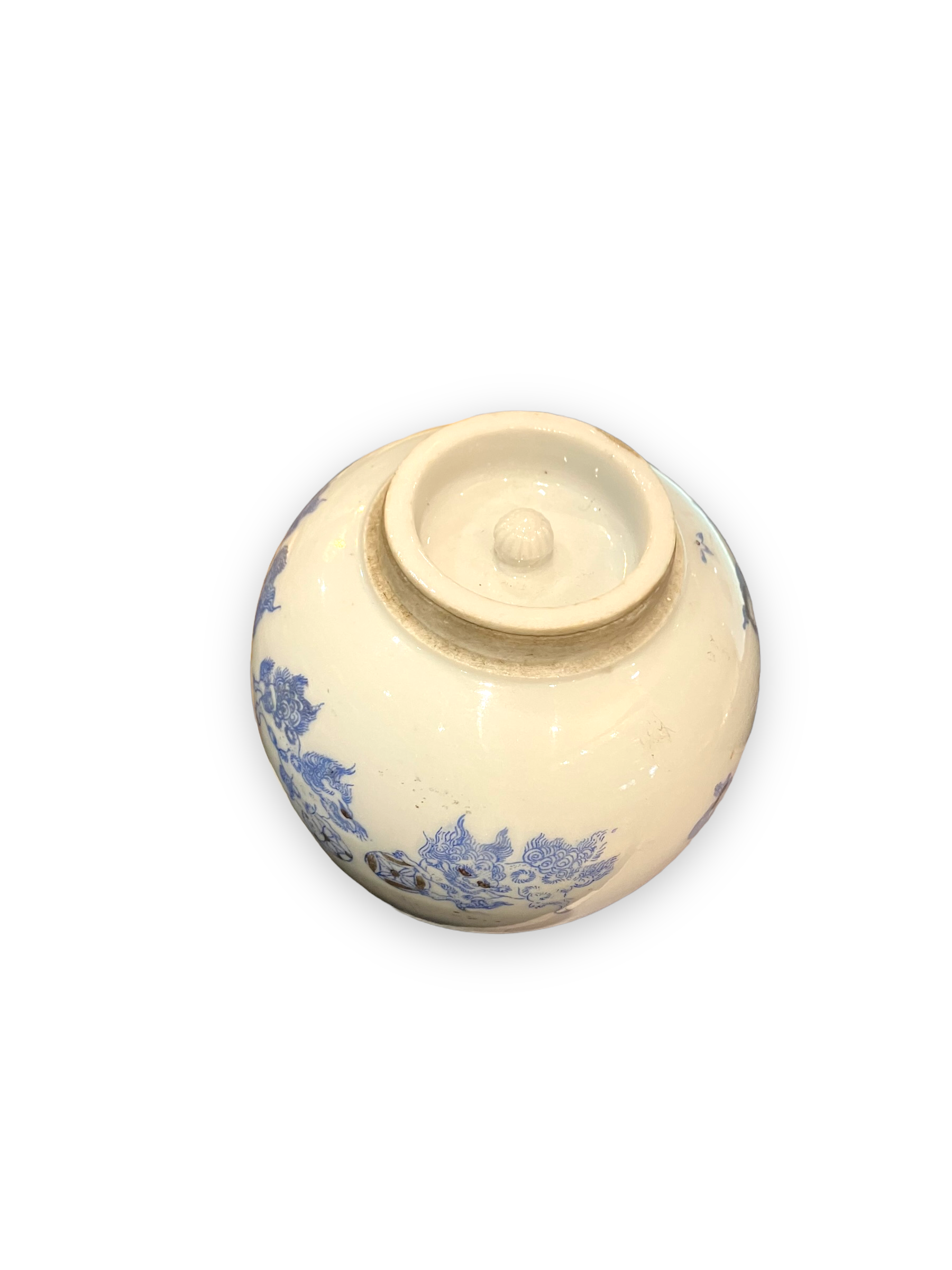 Asian porcelain covered pot