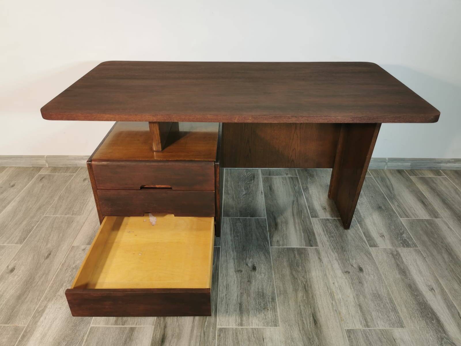 Bureau vintage de Bohumil Landsman