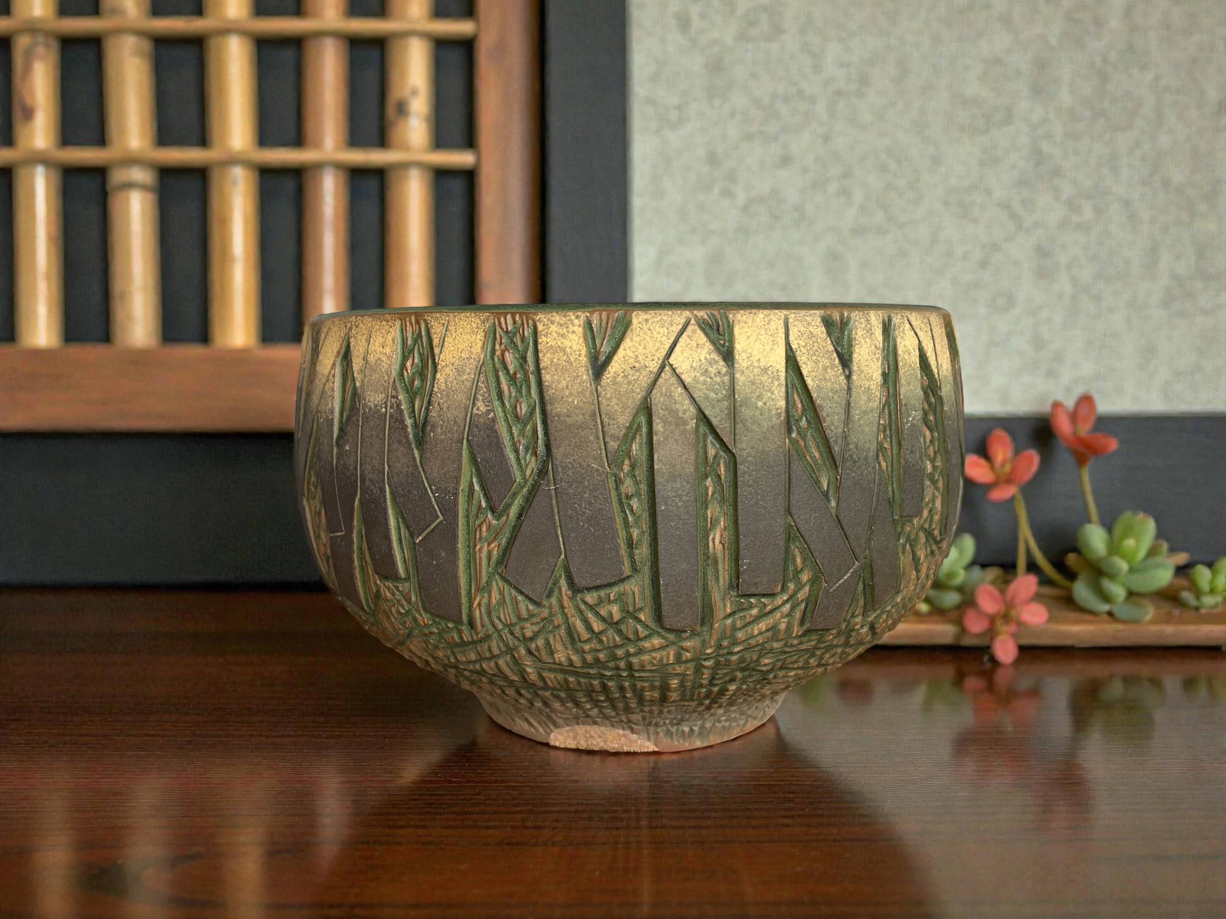 Ancient terracotta pot for bonsai succulents, Korea, signed 20th century.