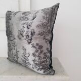 Housse de coussin en soie
