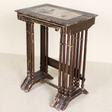 Dutch pull-out tables