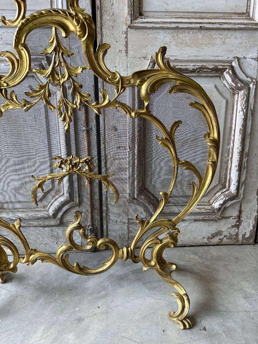 Golden bronze fire screen