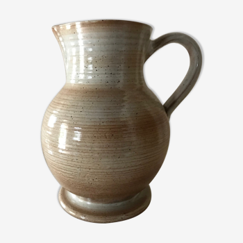 Pitcher in vintage sand beige sand