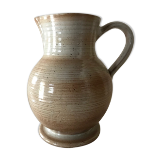 Pitcher in vintage sand beige sand