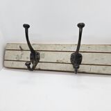 Solid teak coat hook with 2 double cast iron hooks