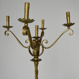 Lampadaire doré en fer forgé