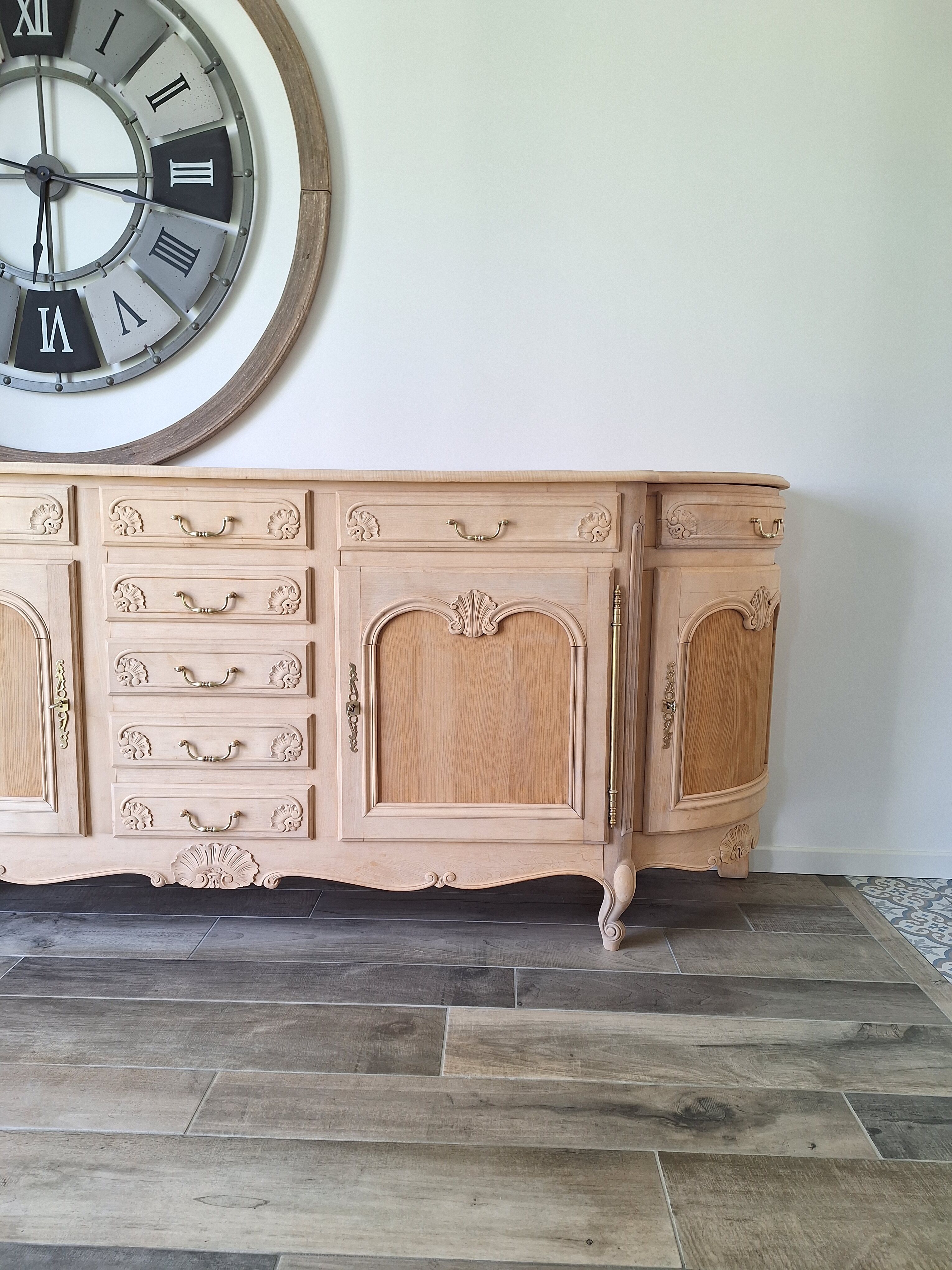 Low buffet in renovated solid cherry wood – Reinterpreted Louis XV style – 250 cm