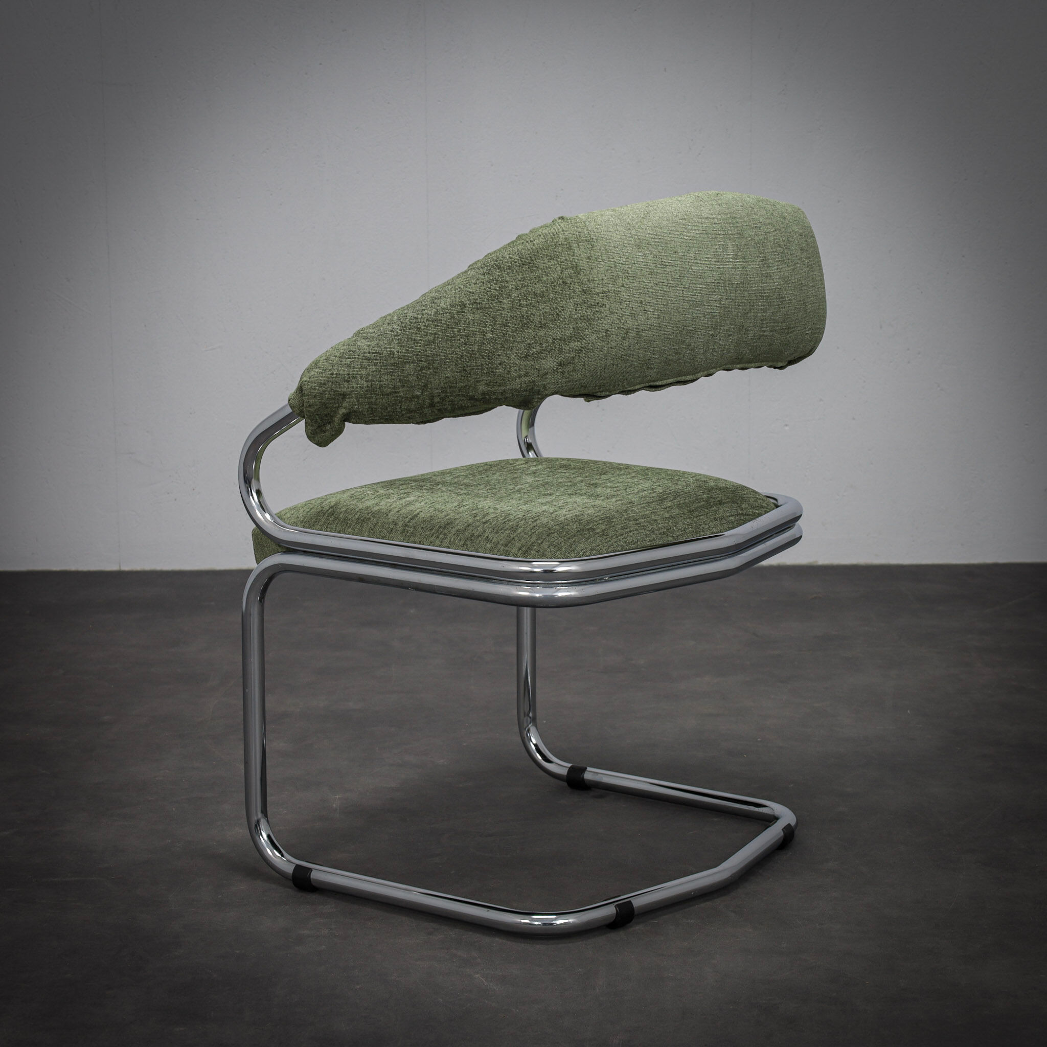 Set of 6 dining chairs by Giotto Stoppino for Kartell (1970s)