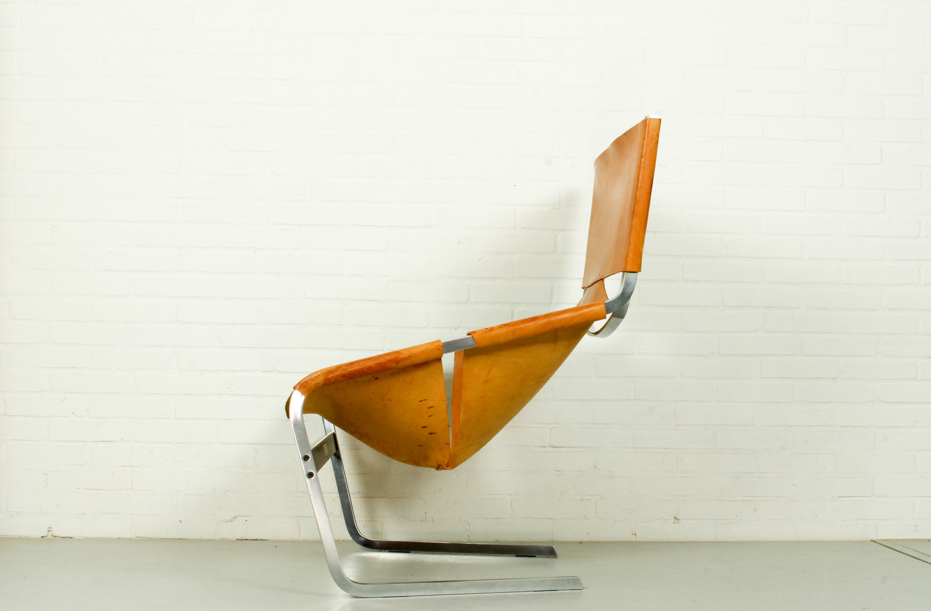 Pierre Paulin F444 in natural leather, The Netherlands, 1963