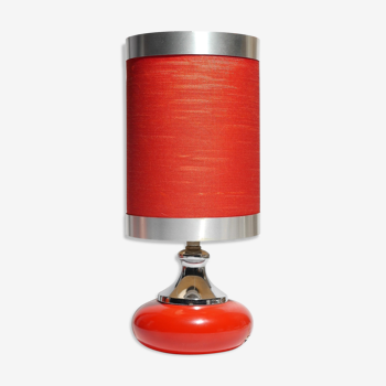 Lampe de chevet rouge