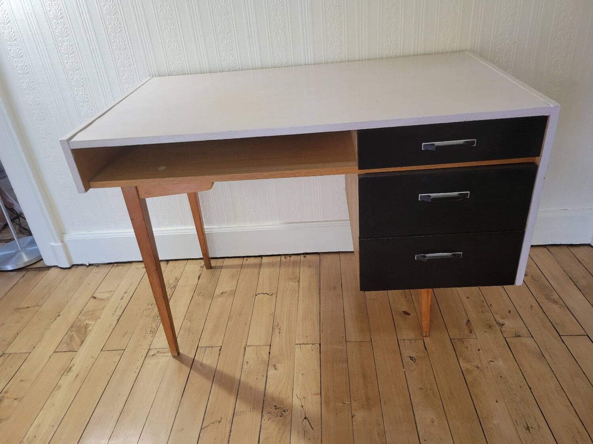 Bureau pieds compas vers1970